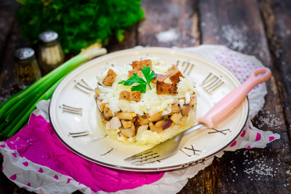 салат с картошкой, курицей и шампиньонами рецепт фото 9